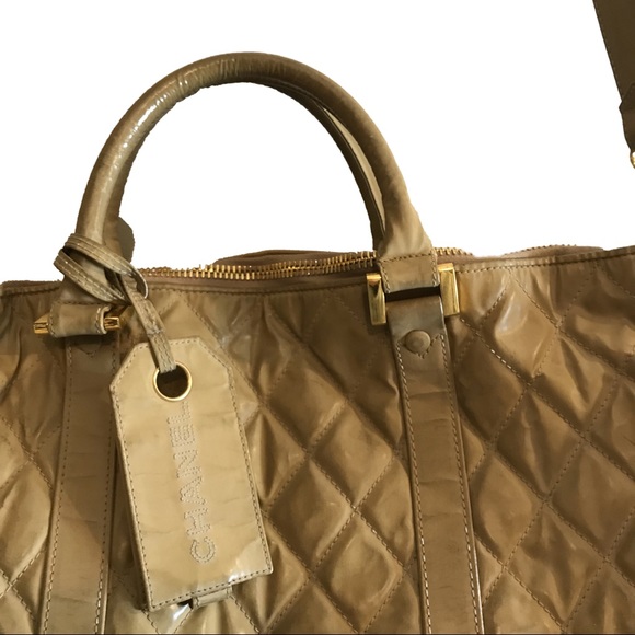 CHANEL Weekender In Signature Beige Rare & Auth - Picture 2 of 8